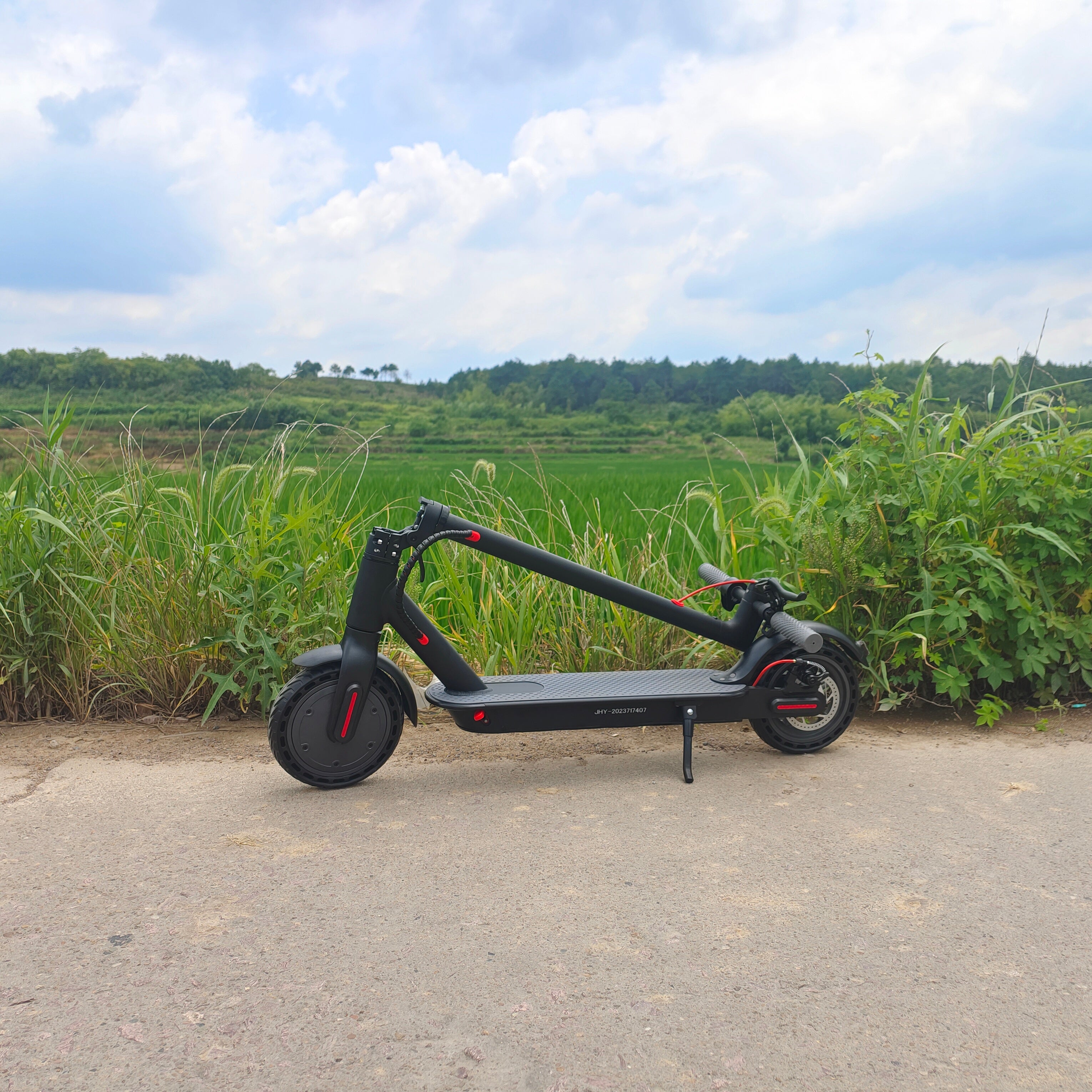 J03 8.5-Inch Commuter Electric Scooter